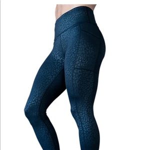 Constantly varied gear leopard leggings